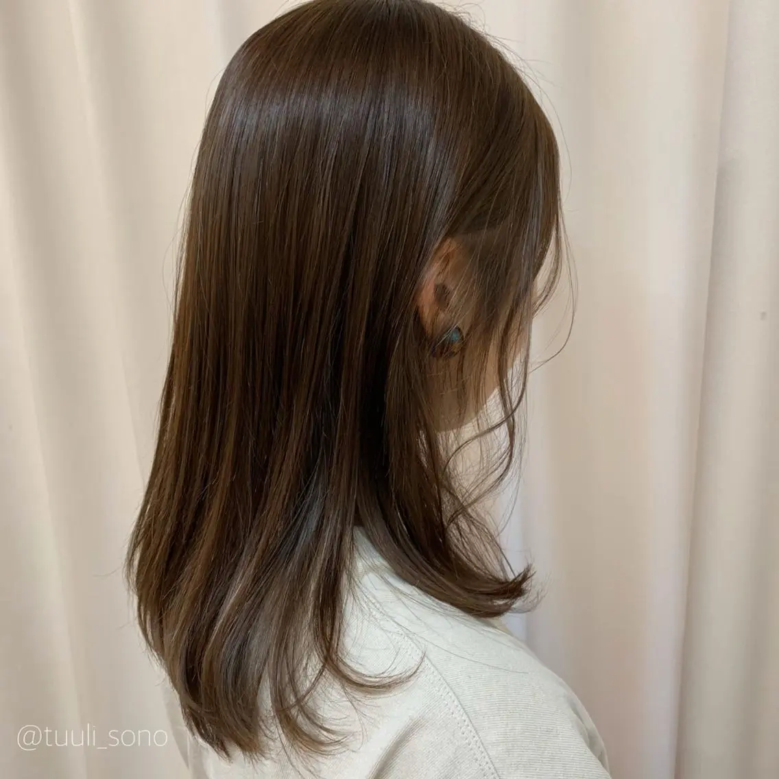 ミディアム tuuli トゥーリのヘアスタイル