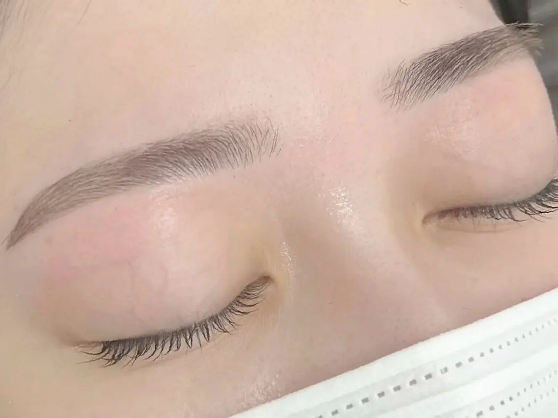 眉周りスッキリ✨🫧元美容部員のメイクレクチャー込み🌼🌈【ご指名料+330円】の写真