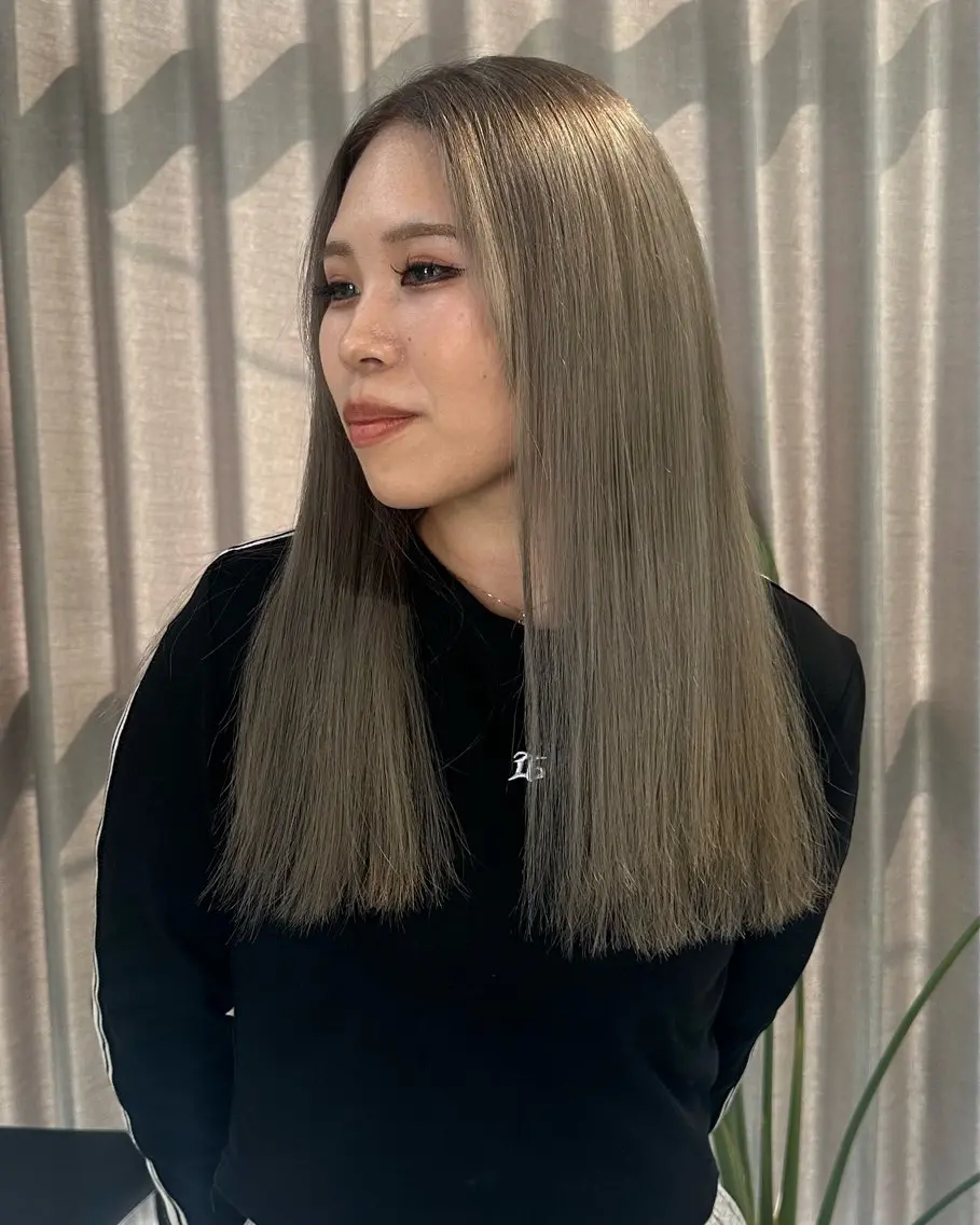 ロング ヘアカラー after’/ Saaraのヘアスタイル