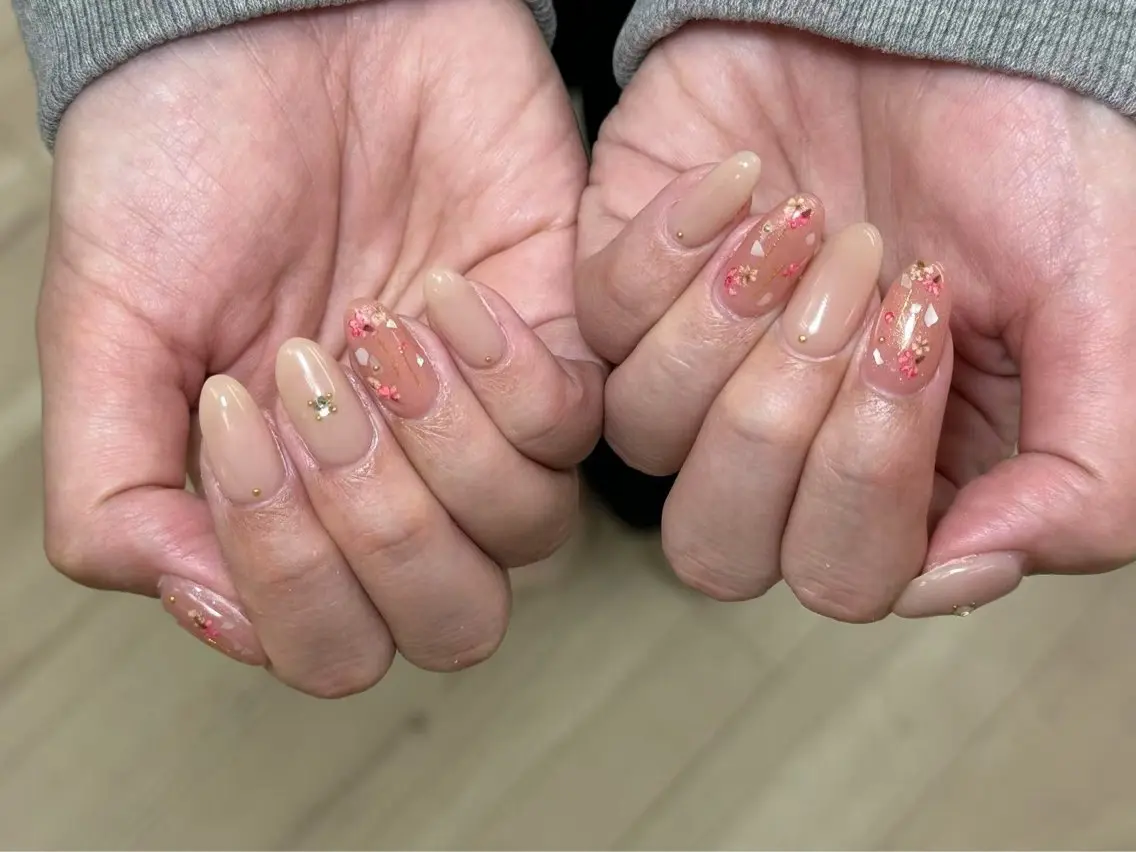 ネイル アートネイル フットネイル フレンチネイル ニュアンスネイル ハンドネイル ハンドケア OCEAN nail パラジェル　取扱い店のネイルデザイン