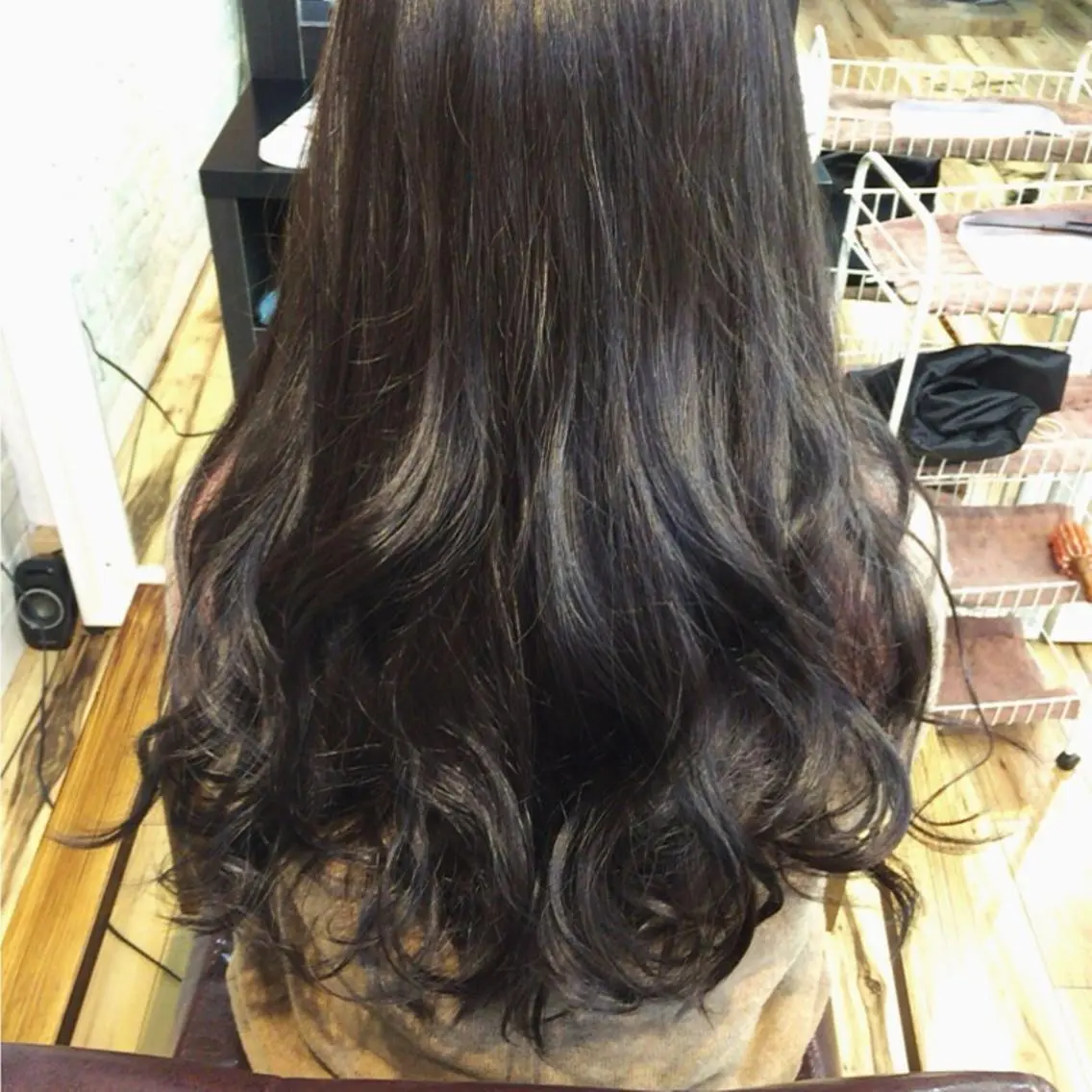 ロング アッシュ アッシュグレー 増山 大起のヘアスタイル
