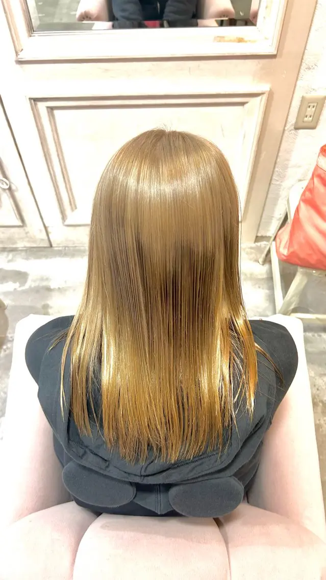 セミロング 濵﨑 理奈のヘアスタイル