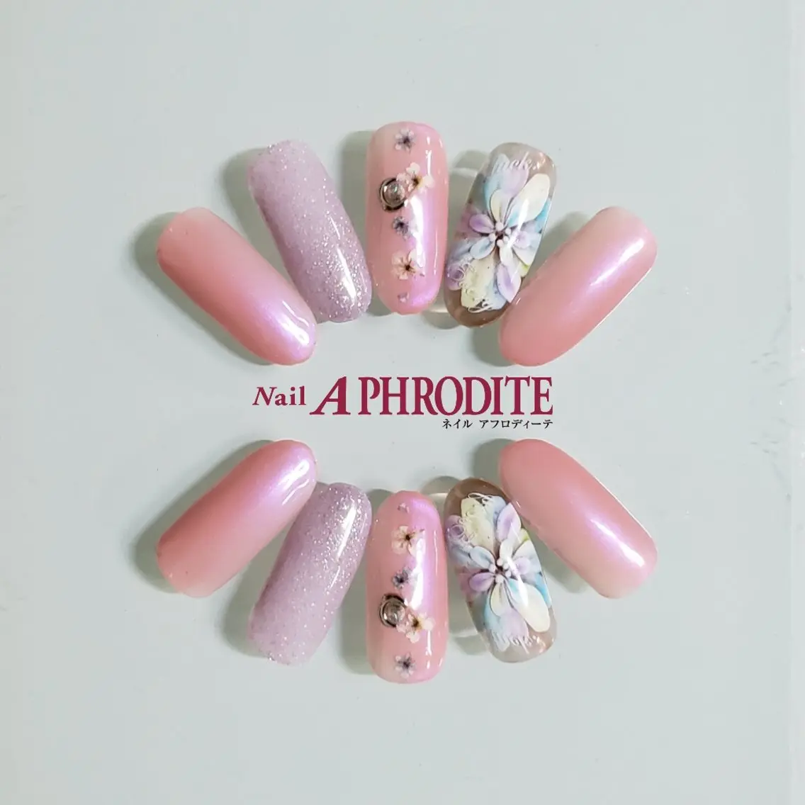 ネイル ジェルネイル ニュアンスネイル スカルプネイル ソフトジェル ネイルチップ ハンドネイル Nail Aphroditeのネイルデザイン
