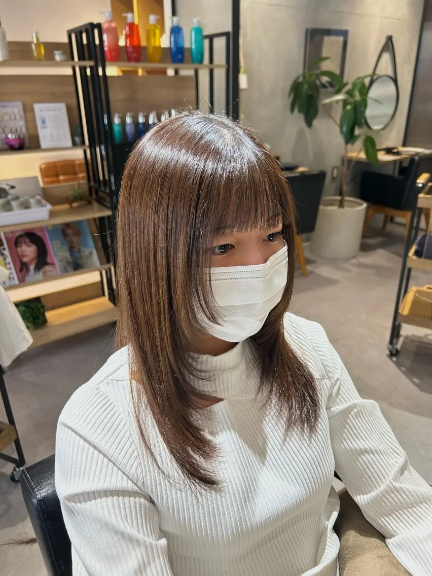 セミロング カット ヘアカラー 金澤 七海のヘアスタイル