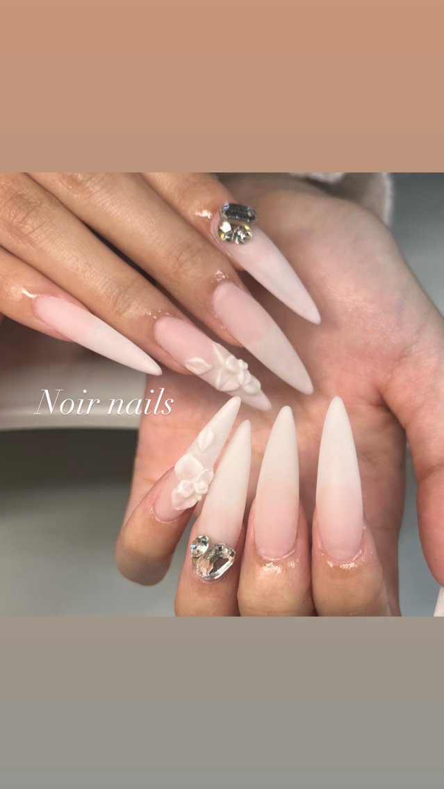 ネイル Noir nailsのネイルデザイン