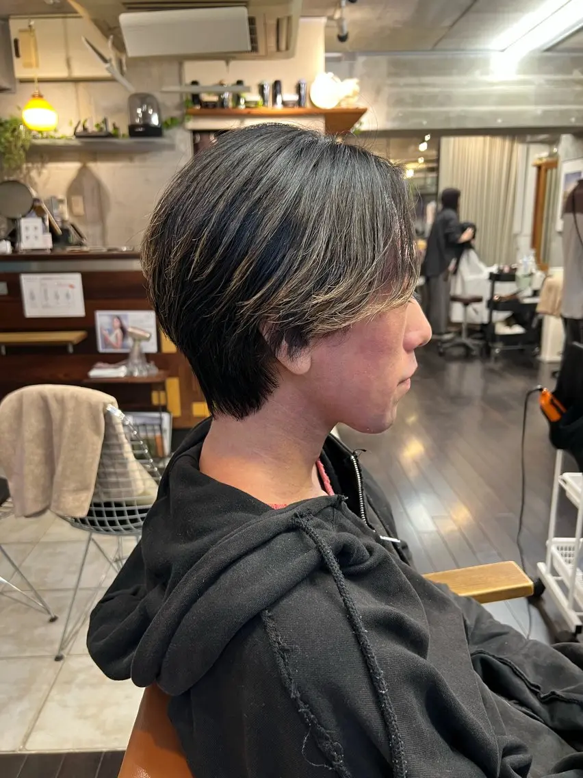 メンズ センターパート カット 土田かほ/本日🈳 透明感カラー🍃のヘアスタイル