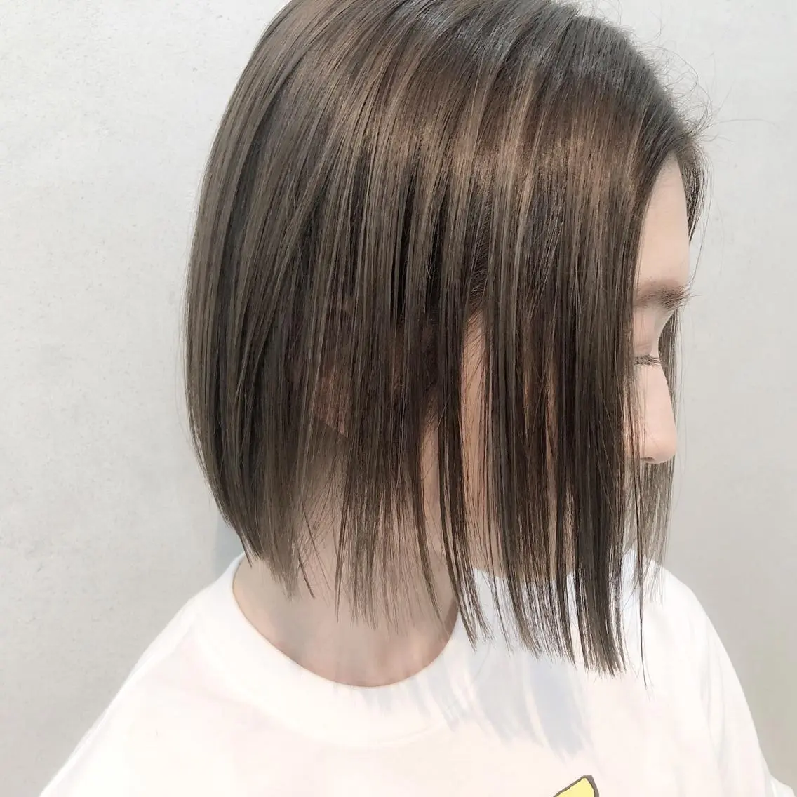 ミディアム カラー イルミナカラー トリートメント universe tokyoのヘアスタイル