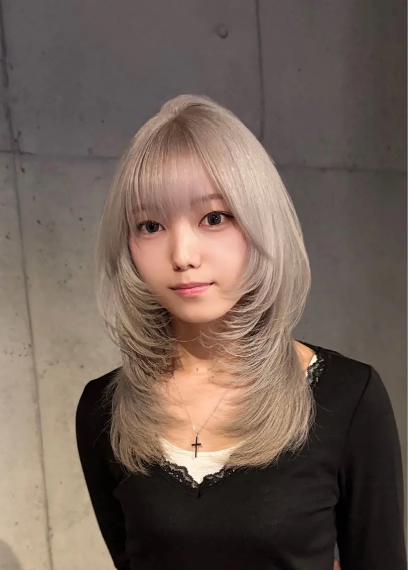 ロング カラー カット ヘアカラー トリートメント だいち/ブリーチ/ レイヤーカットのヘアスタイル
