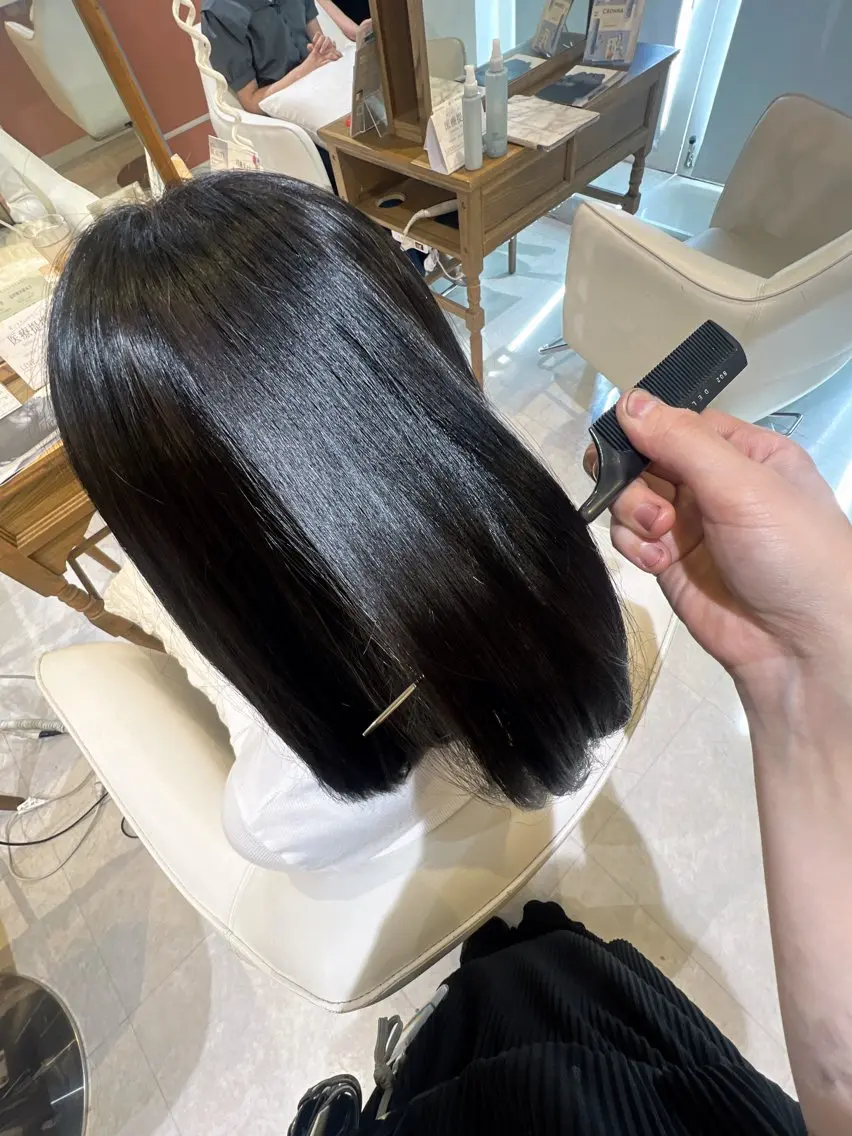 ショート カラー 橋本 天愛のヘアスタイル
