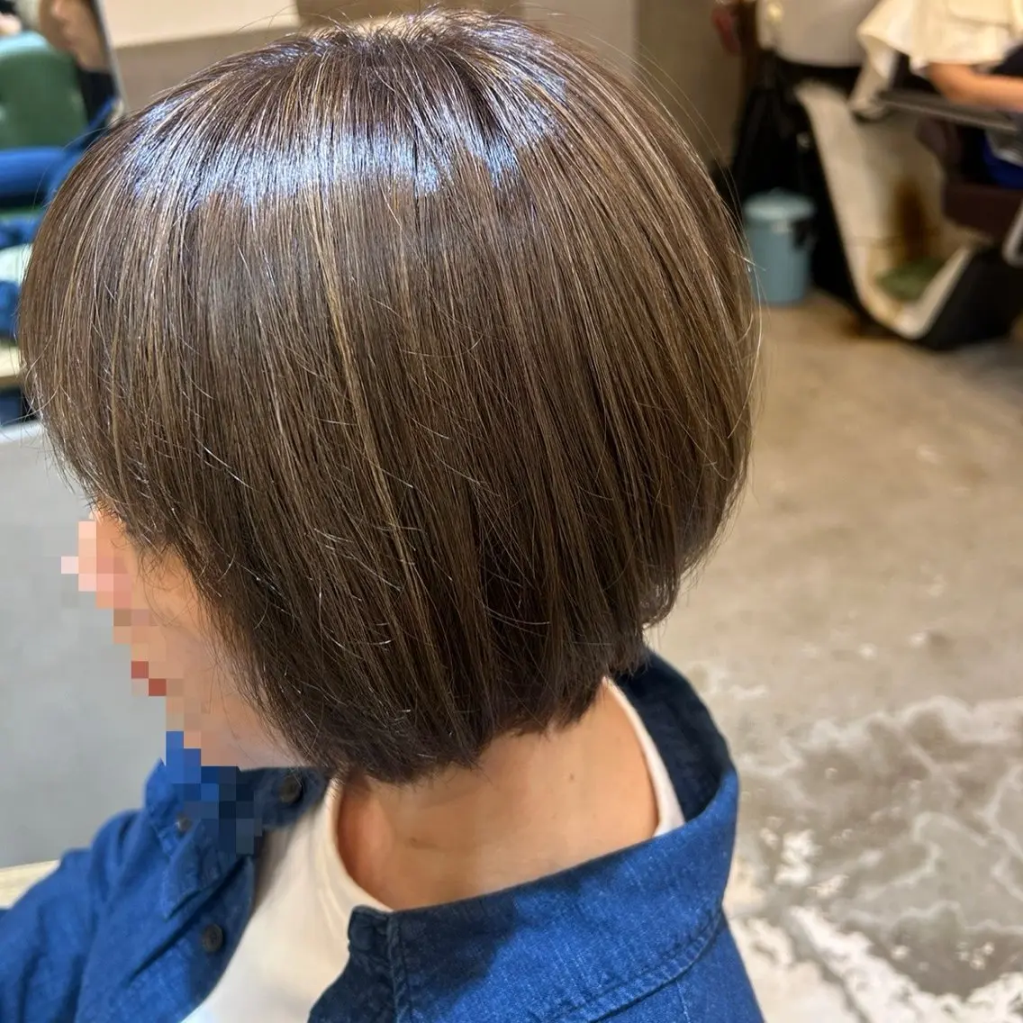 カラー 若狭 彩花のヘアスタイル