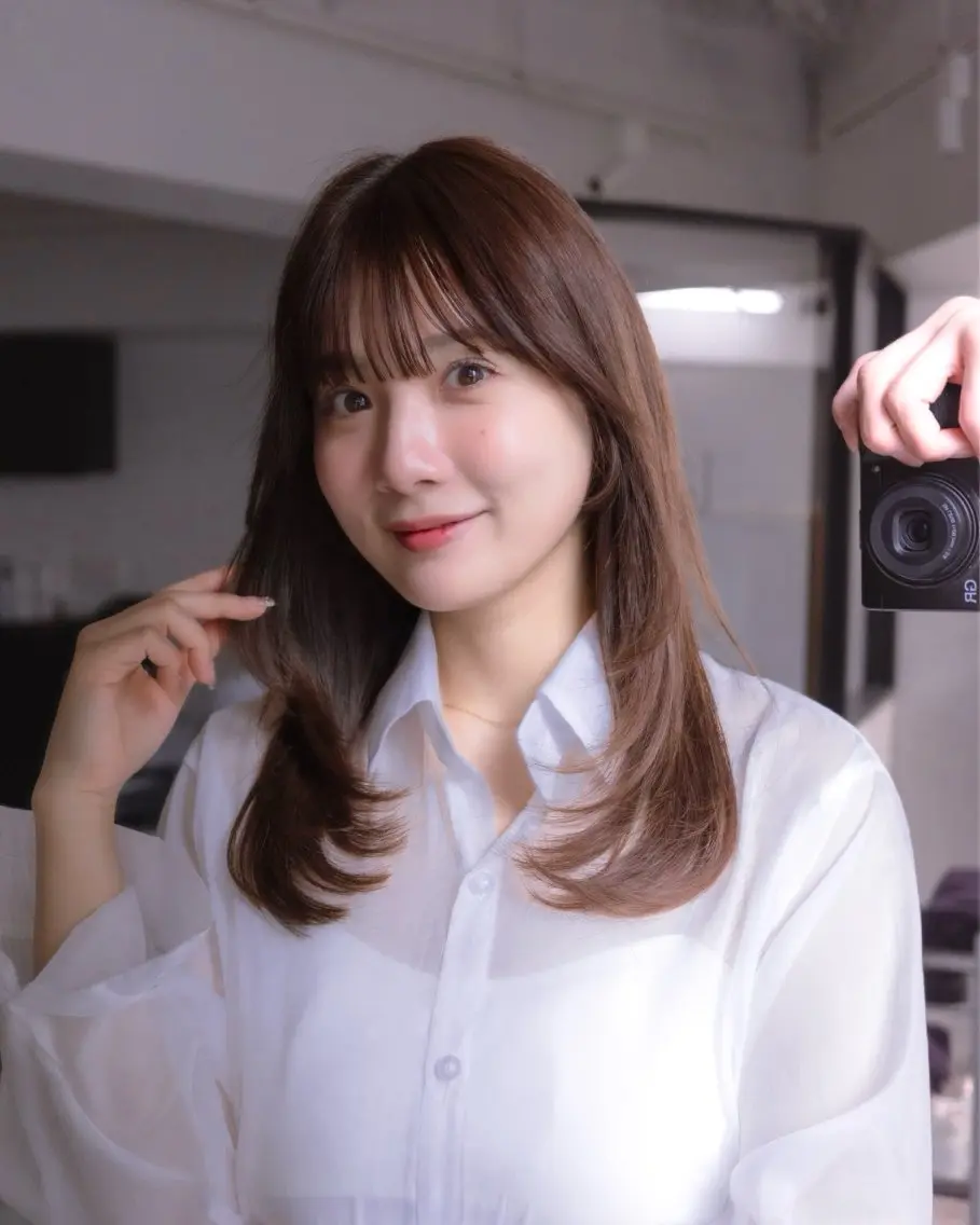 ロング カラー ヘアアレンジ ロングレイヤー ブリーチ ブラウンカラー ブリーチなしカラー レイヤーカット レイヤー/グレージュ 渋谷表参道/小森波琉のヘアスタイル