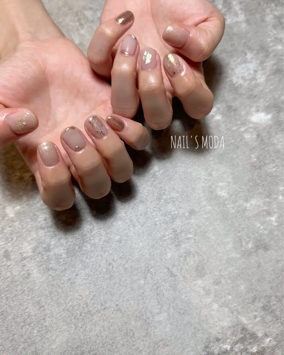 ネイル ゴールド NAIL'S MODAのネイルデザイン