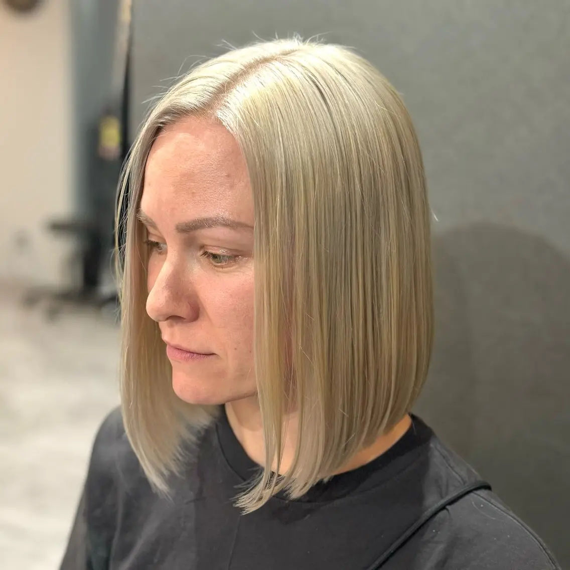 ミディアム カラー ブロンド 吉田 聡一のヘアスタイル