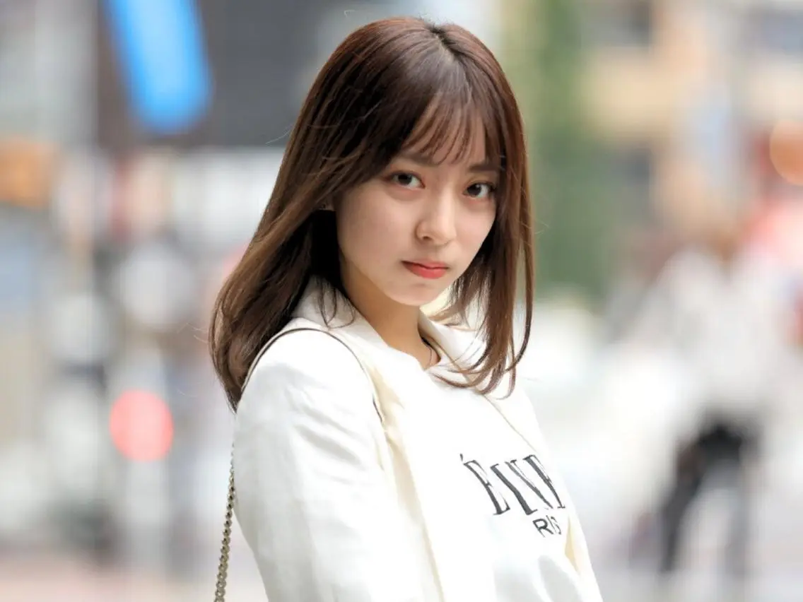 セミロング ハイライト 髪質改善 小顔カット Endearing 銀座/レイヤーカットのヘアスタイル