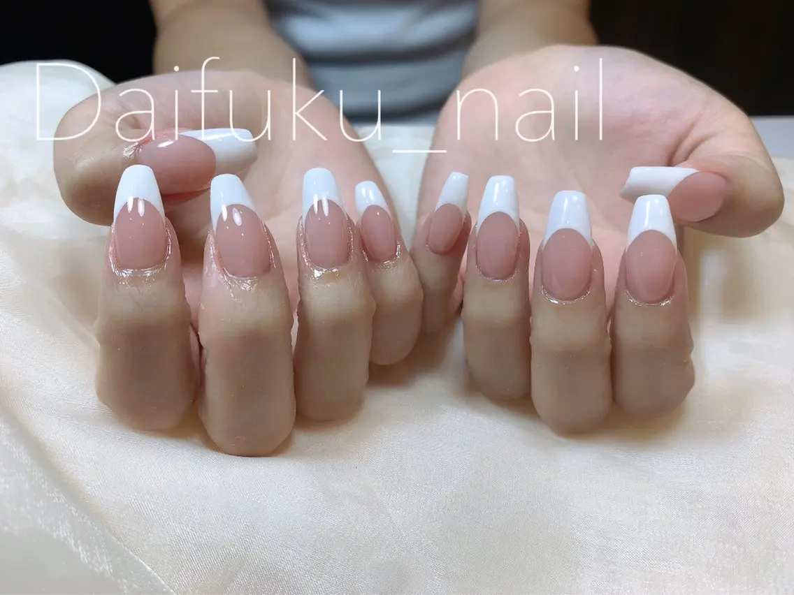 ミディアム ハンドネイル Daifuku nailsのネイルデザイン