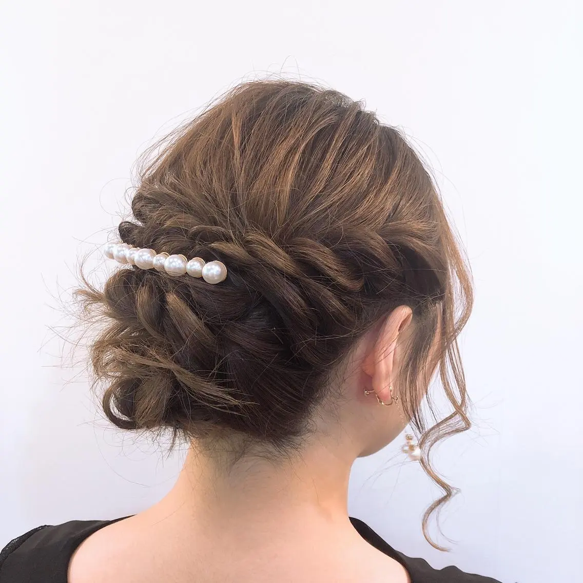 ミディアム ヘアアレンジ 塩崎 春香のヘアスタイル