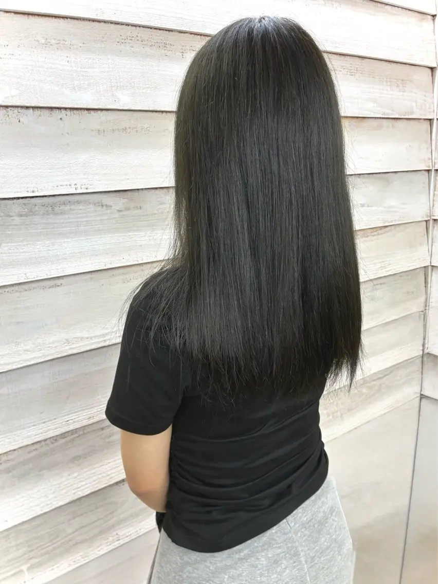 ロング カラー 佐藤 隆太のヘアスタイル