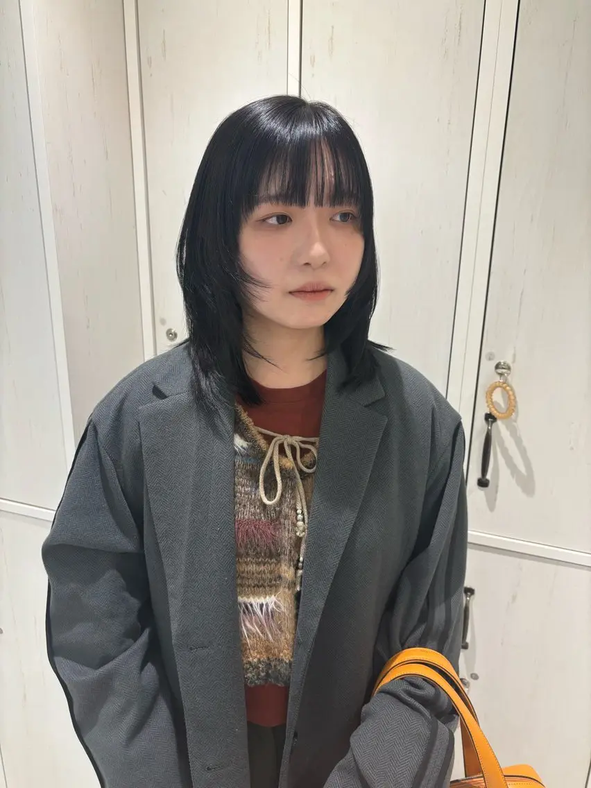 ミディアム カラー ミディアムレイヤー レイヤーカット カット ヘアカラー トリートメント 🌟当日予約OK🌟 西野楓加のヘアスタイル