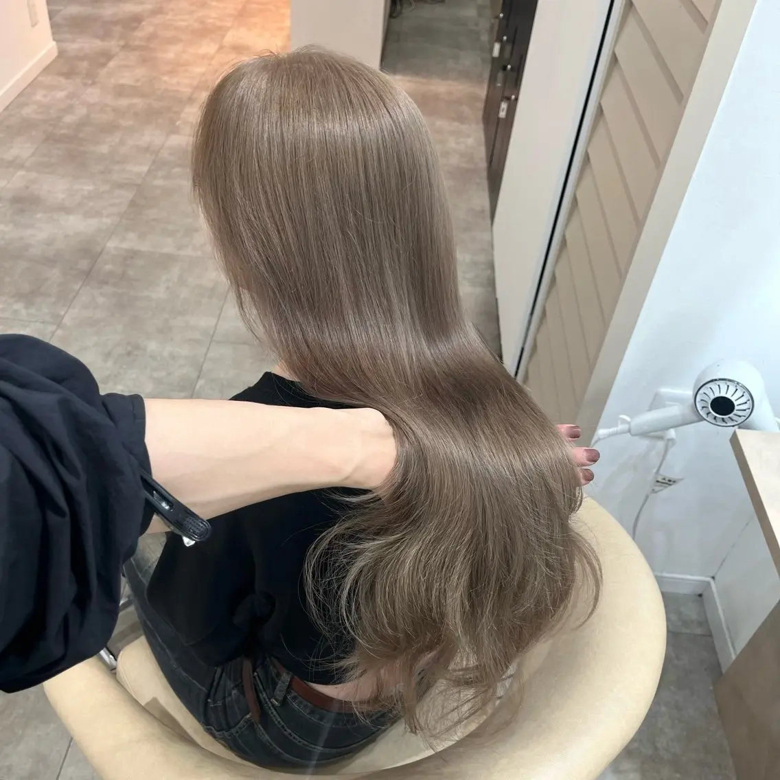 ロング カラー ブリーチ ケアブリーチ ダブルカラー カット ヘアカラー トリートメント 廣庭 勇人のヘアスタイル
