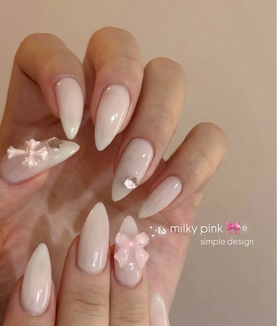 ネイル ハンドネイル BERA NAILSのネイルデザイン