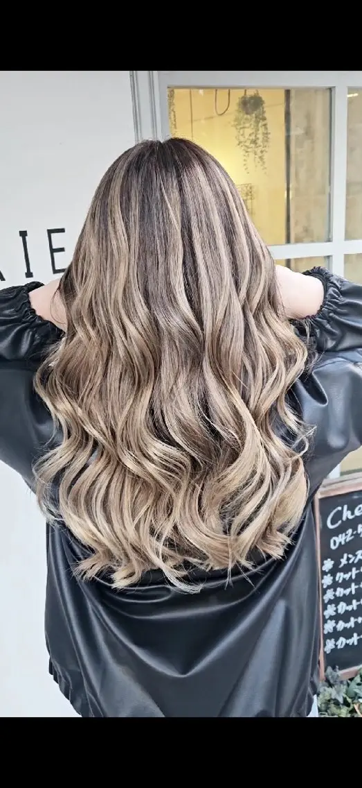ロング カラー バレイヤージュ ブラウンカラー レイヤーカット ヘアカラー バレイヤージュ/ ハイライト/大内格のヘアスタイル