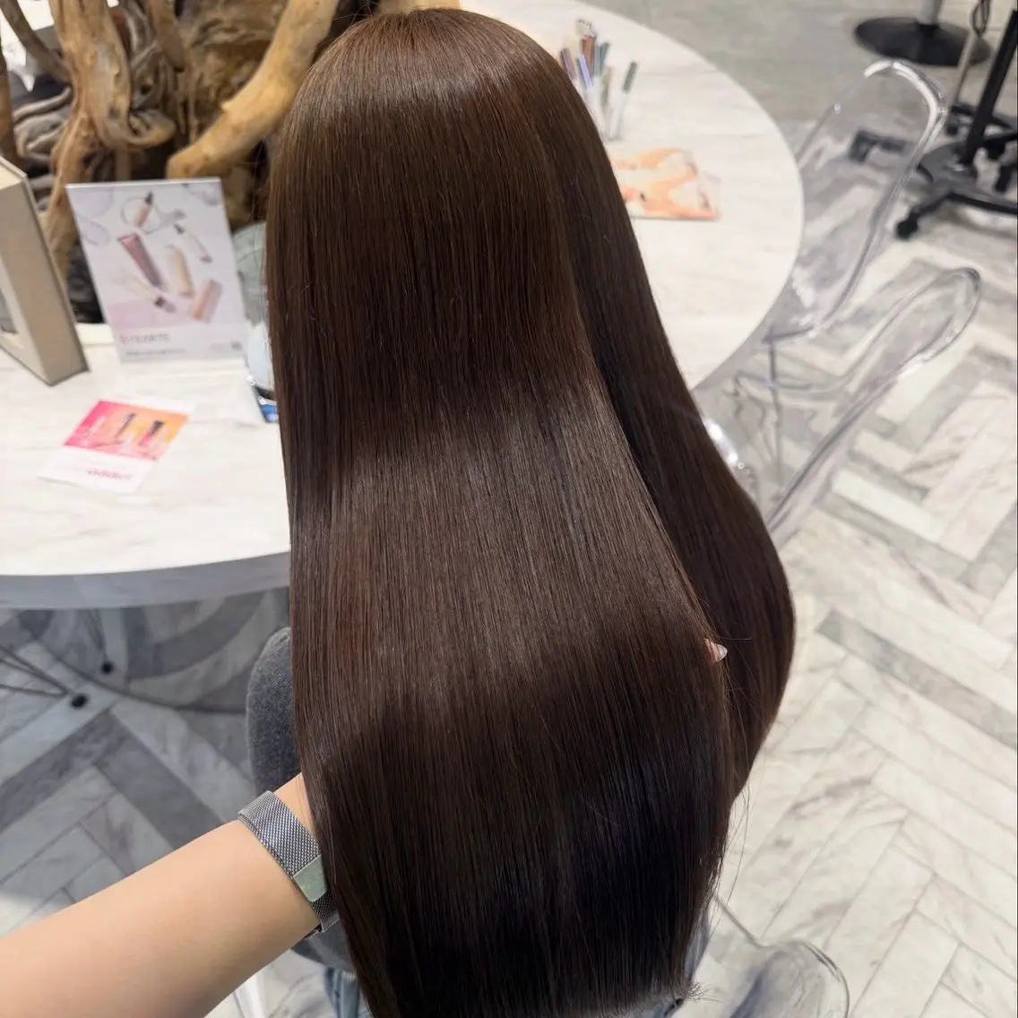ロング ヘアカラー Waka /透明感垢抜けカラーのヘアスタイル