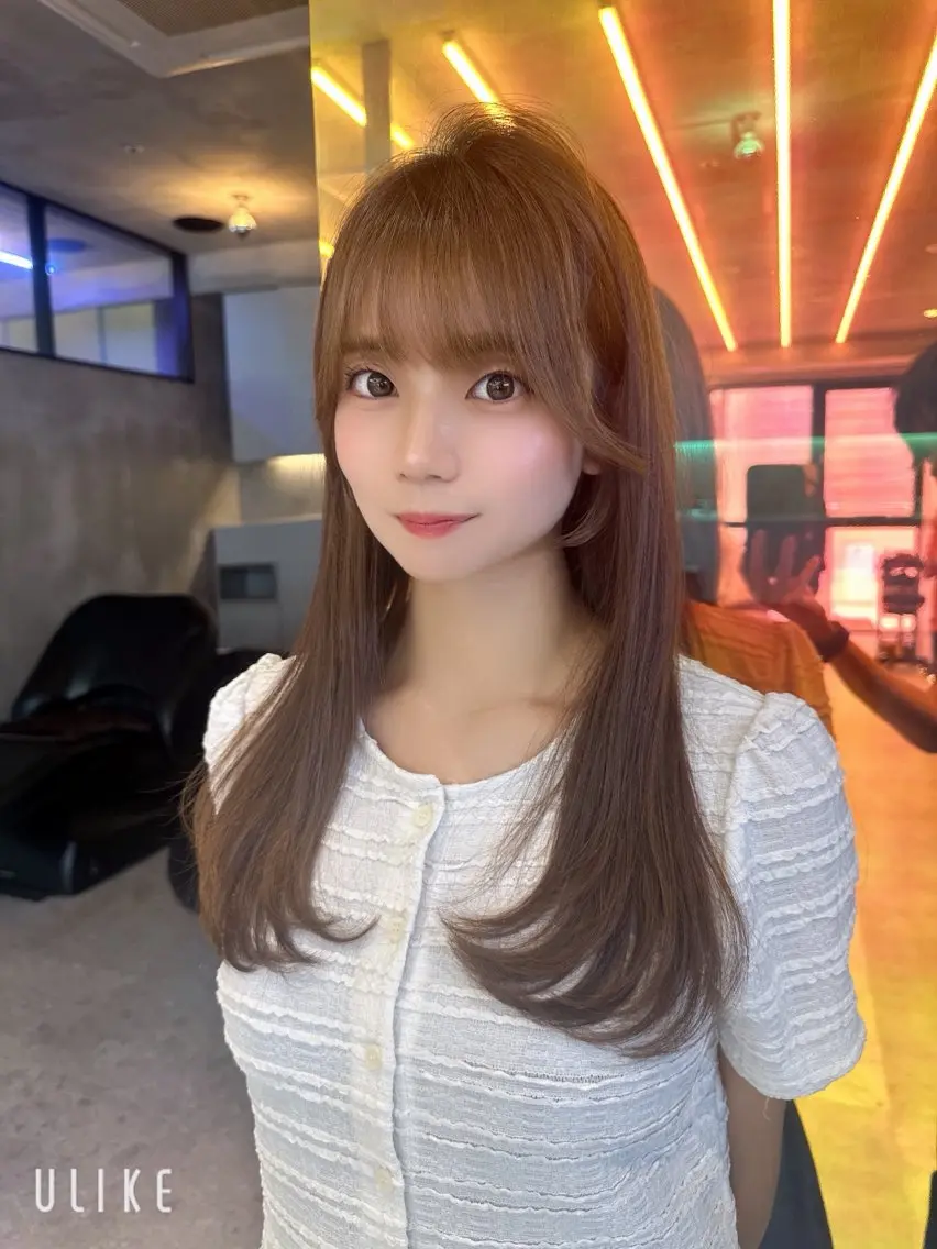 セミロング レイヤーカット トリートメント ヘアカラー トリートメント ✨縮毛矯正✨レイヤー ホウダカズヒロのヘアスタイル
