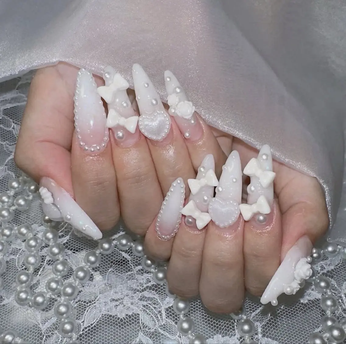ネイル ハンドネイル Lee Nailsのネイルデザイン