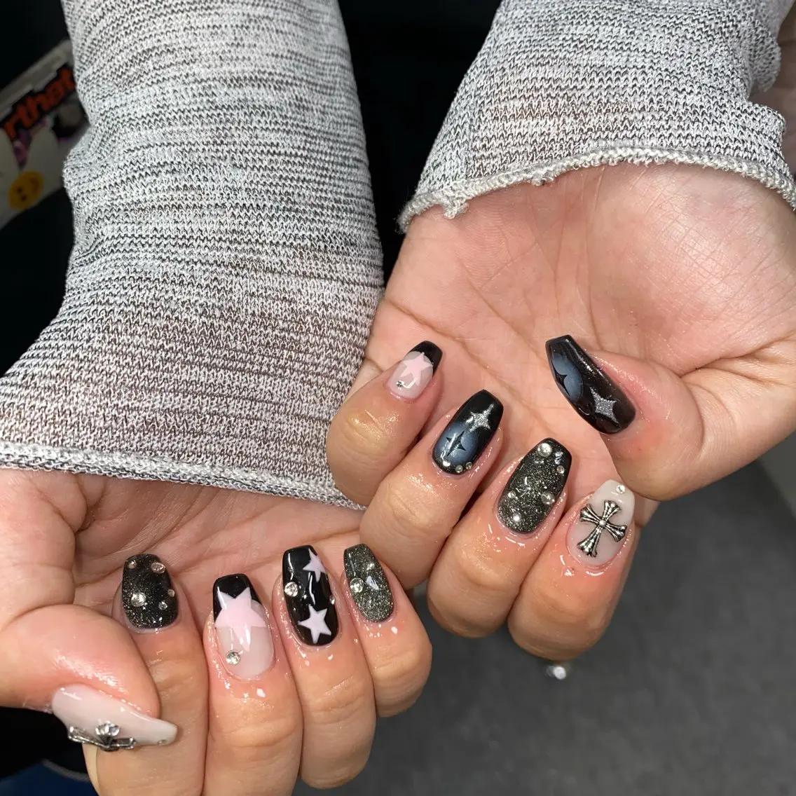 ネイル I pinknail 韓国風·持ち込み専門のネイルデザイン
