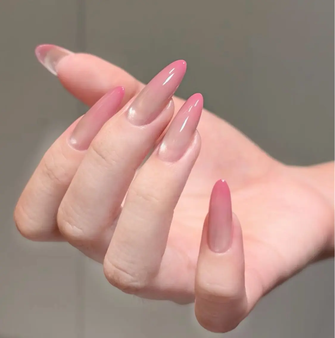 ネイル オーロラネイル 長さ出し フラッシュネイル フラワーネイル ホログラムネイル ハンドネイル 🎀 Ruruのネイルデザイン