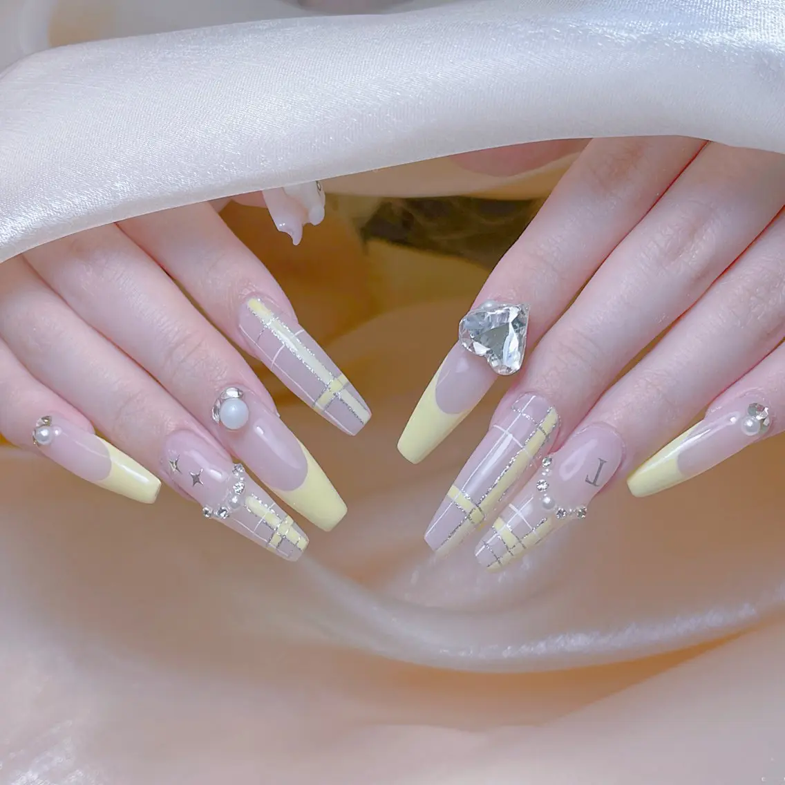 ネイル ロングネイル ネイルチップ その他(ネイル) 💅ネイル✨ プリンセスのネイルデザイン