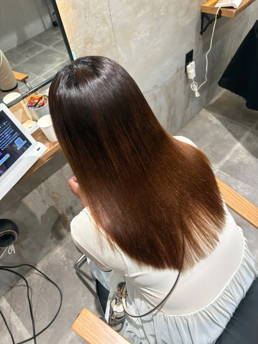 ロング カット 縮毛矯正 Lafith ミネオアリサのヘアスタイル