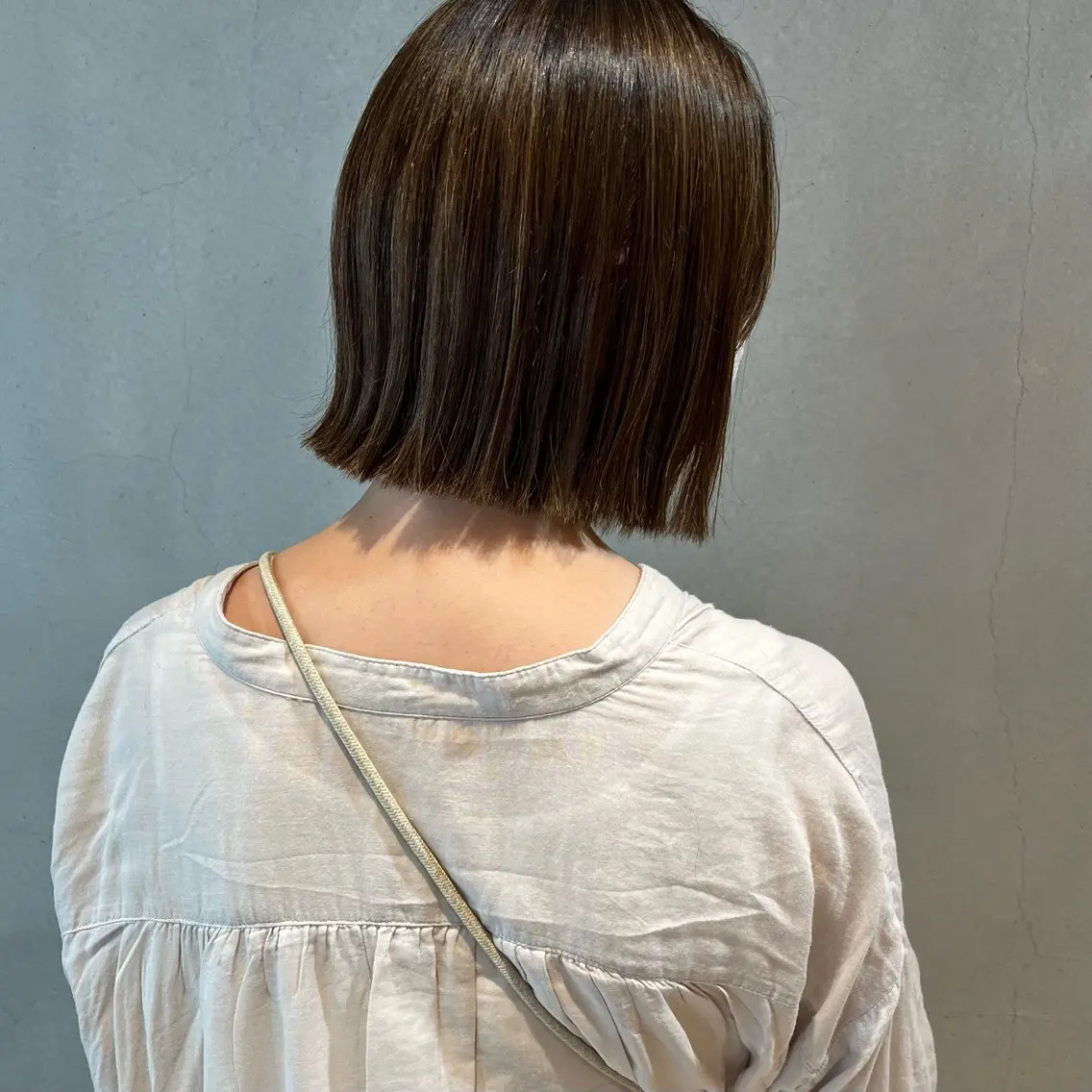 ショート カラー ボブ 外ハネヘア カット ヘアカラー トリートメント ボブ/透明感カラー /坂口恵梨子のヘアスタイル