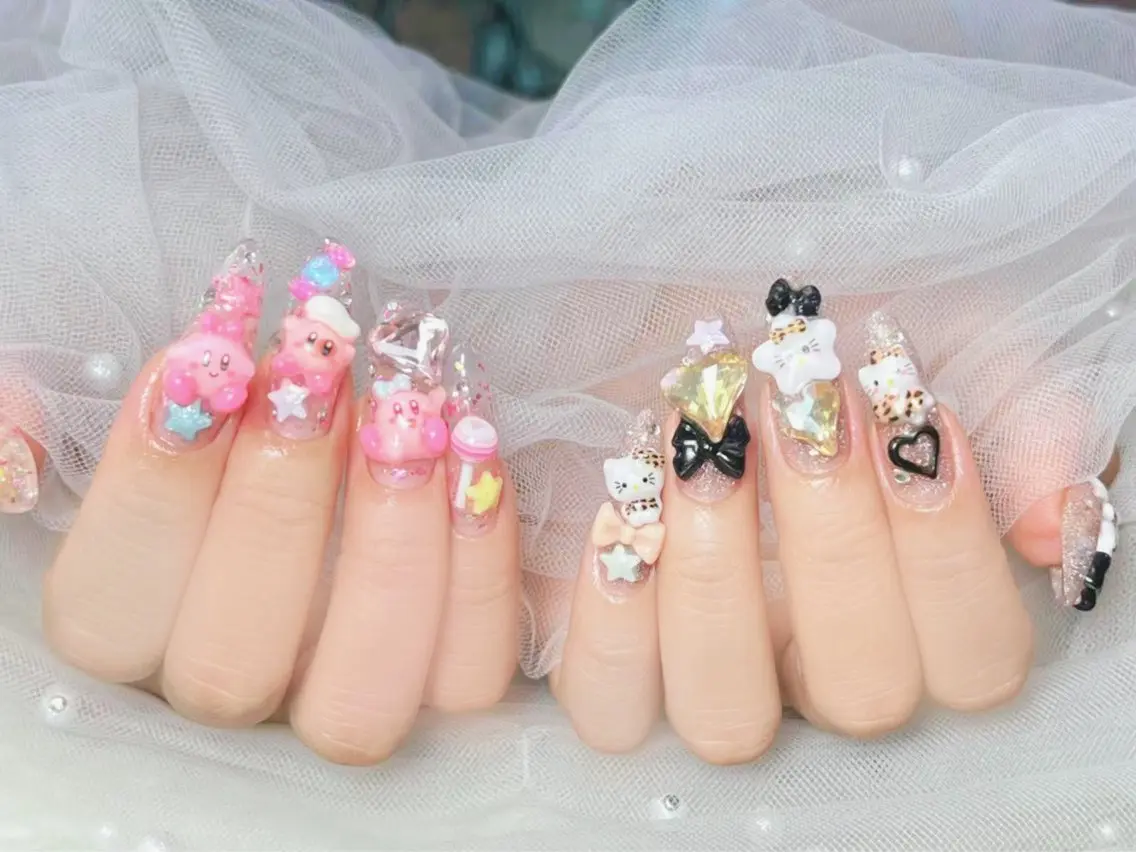 メンズ ネイル アートネイル フレンチネイル ジェルネイル キラキラネイル パラジェル ハンドネイル Bloom スカルプ専門店のネイルデザイン