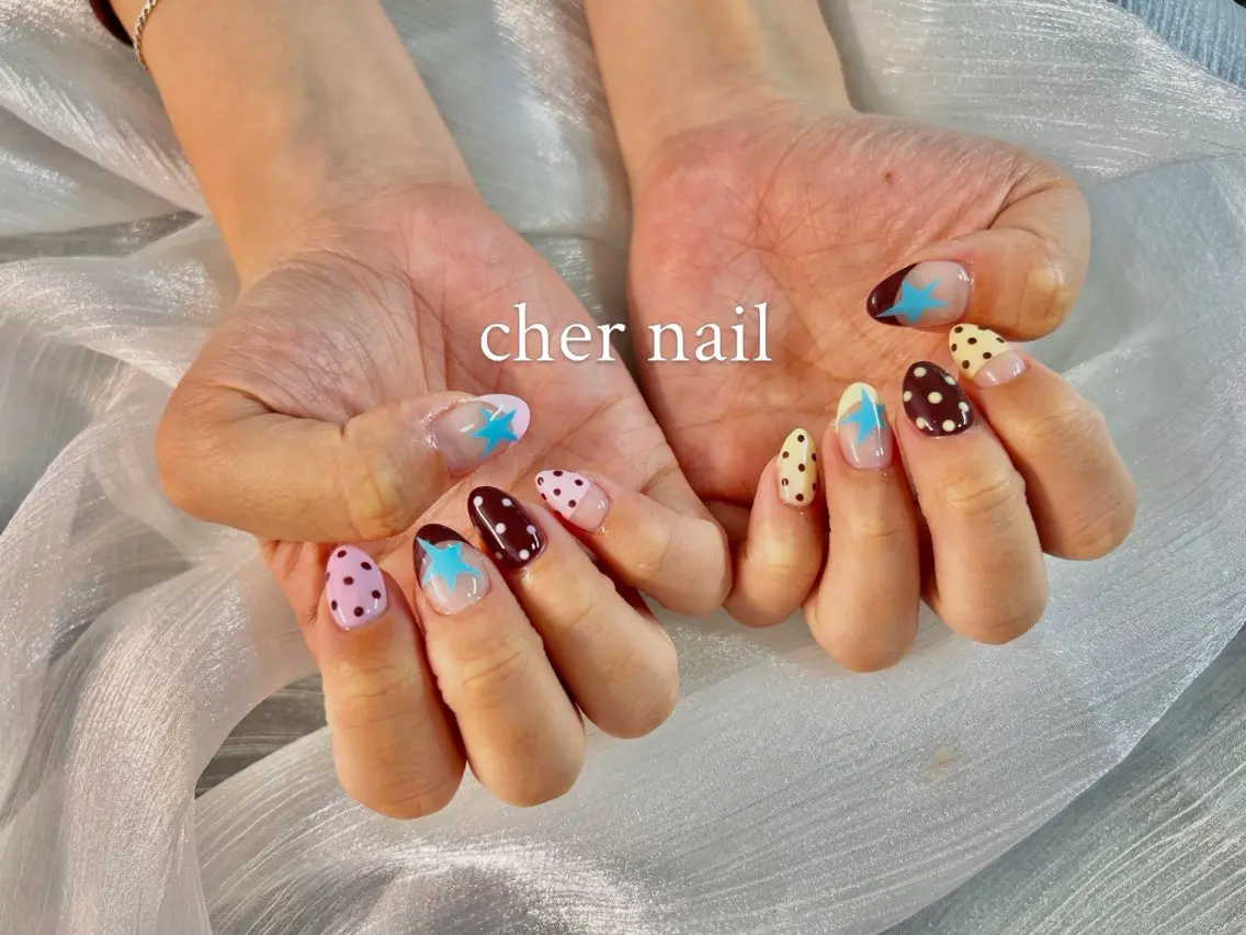 ネイル ハンドネイル cher loydのネイルデザイン