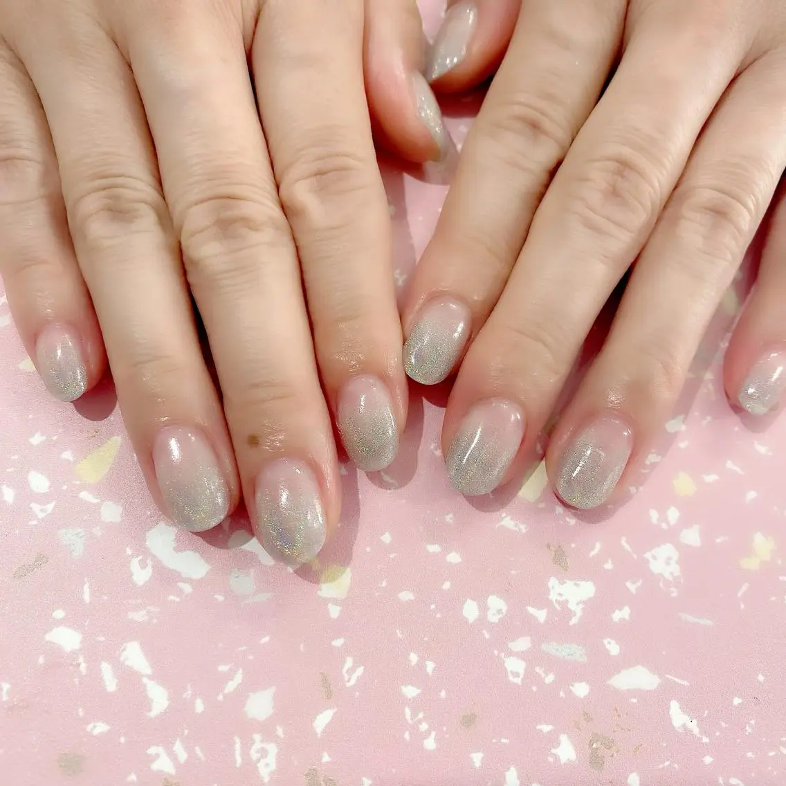 ネイル グラデーション キラキラネイル ショートネイル 夏ネイル Salon Ｋのネイルデザイン