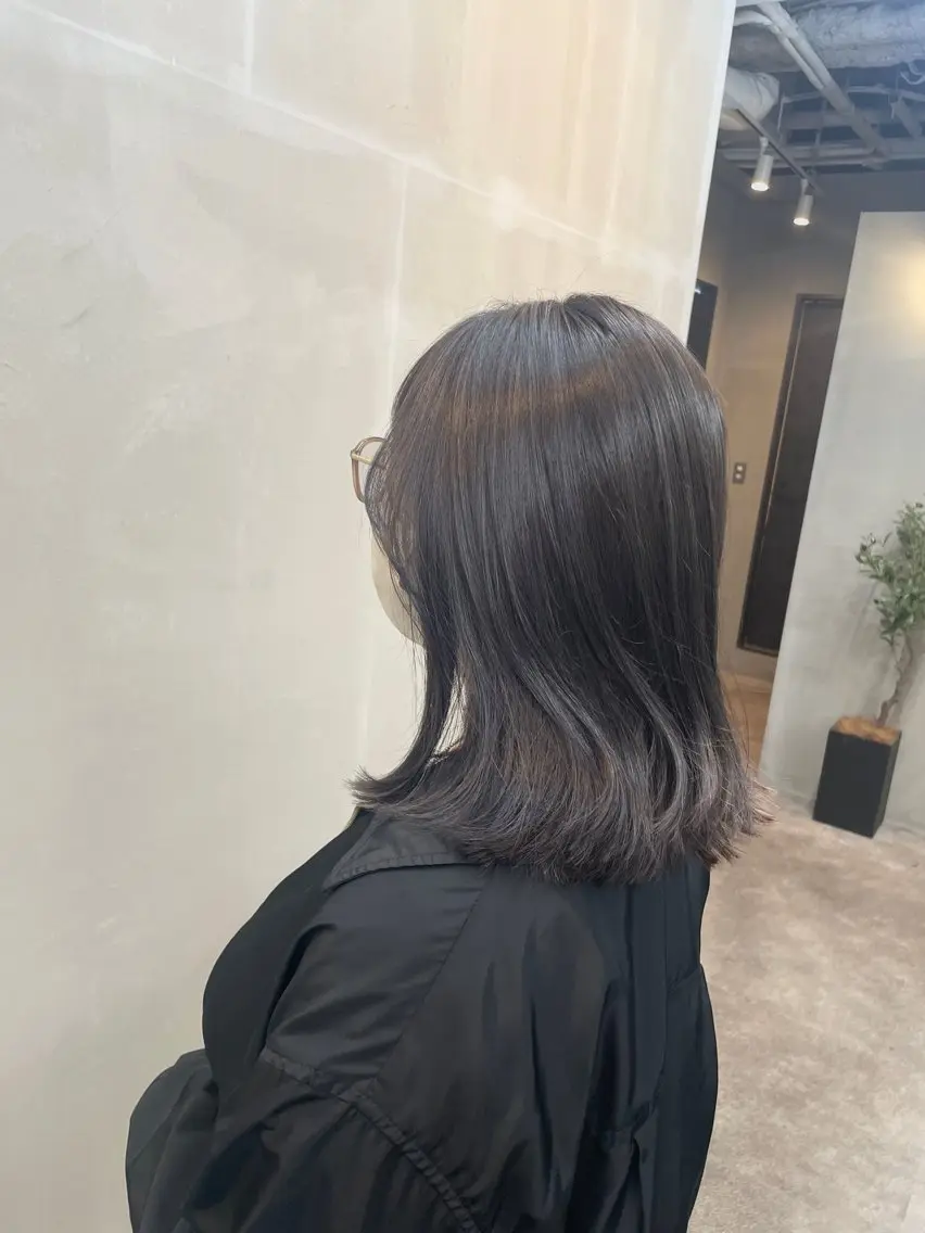 ミディアム カラー ヤマナカ エリカのヘアスタイル