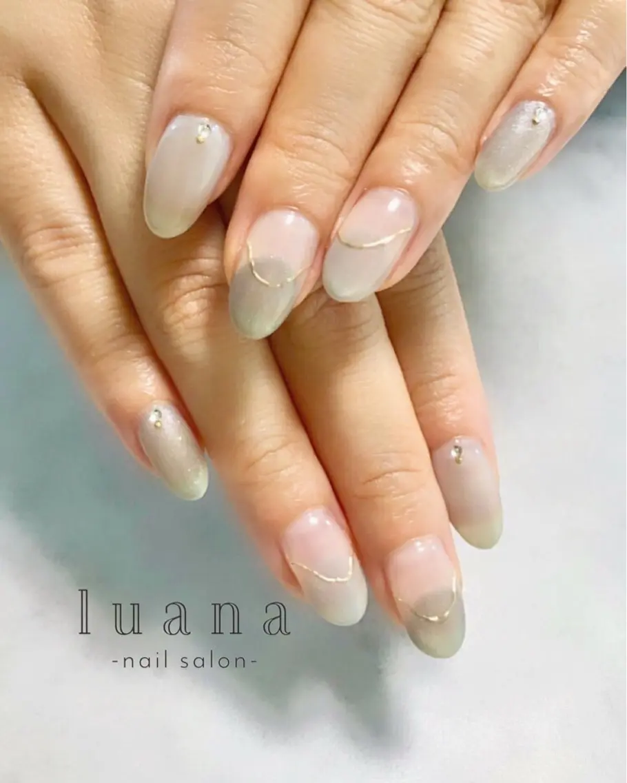 ネイル マグネットネイル ニュアンスネイル luana ネイルサロンのネイルデザイン