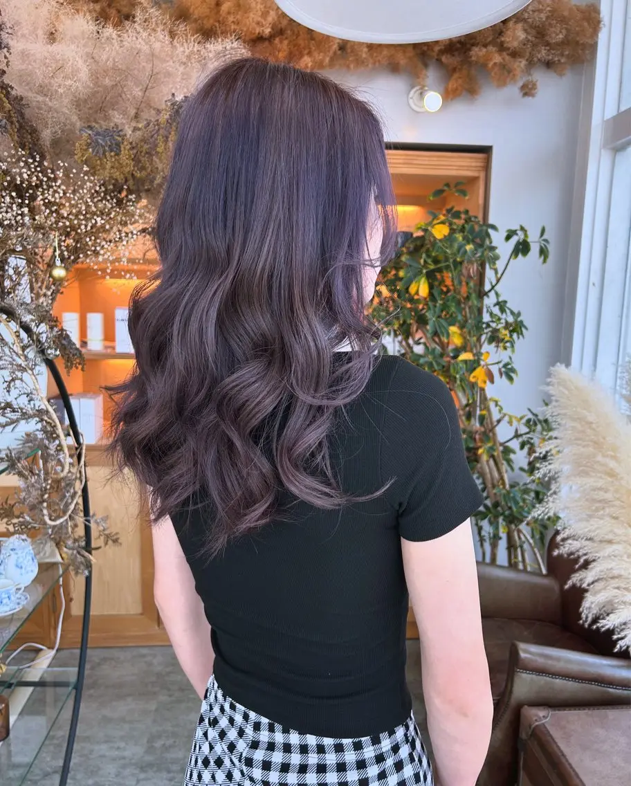 ロング ヘアカラー トリートメント YUIMARL SUZUKAのヘアスタイル