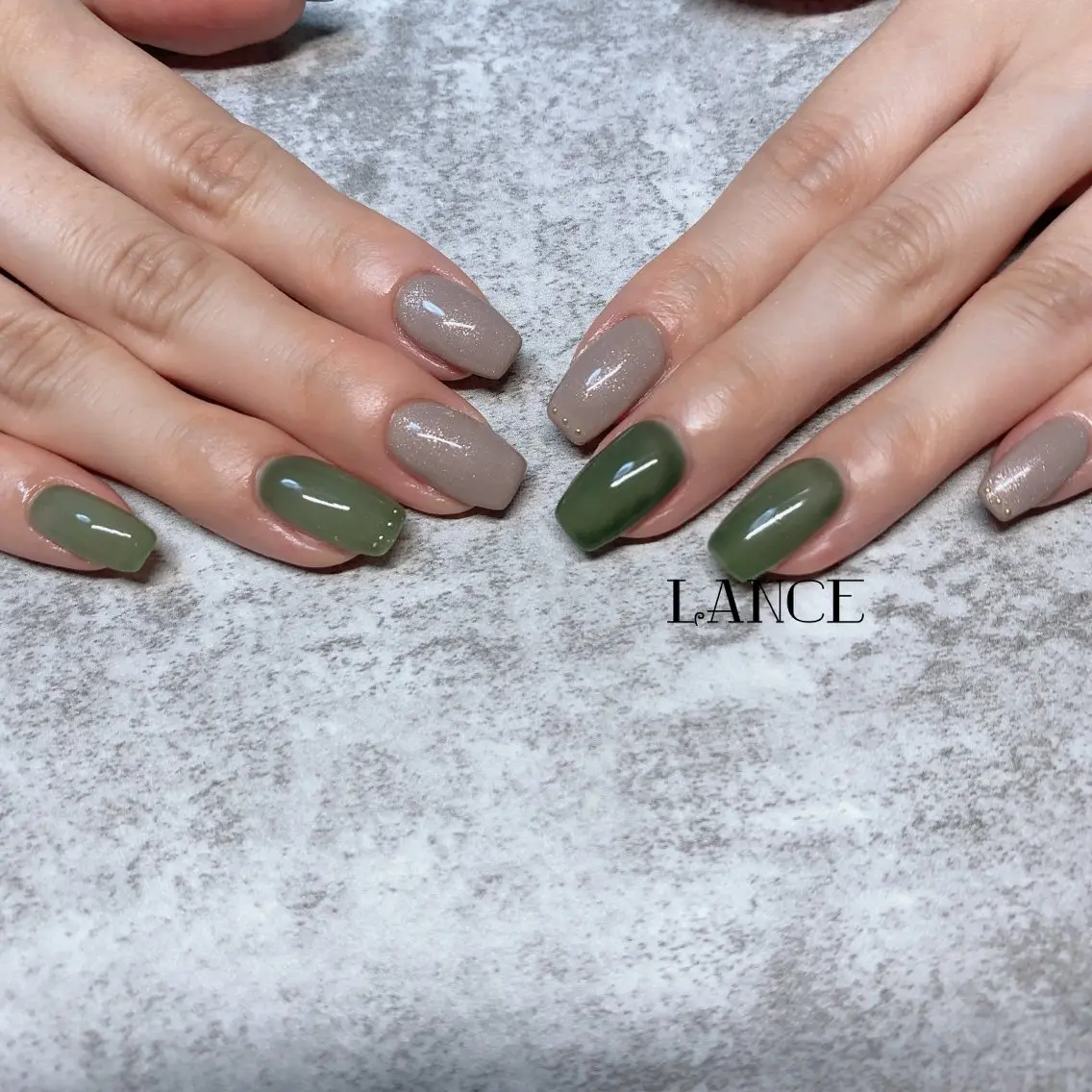 ネイル オーロラネイル フットネイル フレンチネイル キラキラネイル ニュアンスネイル ハンドネイル Lance nailのネイルデザイン