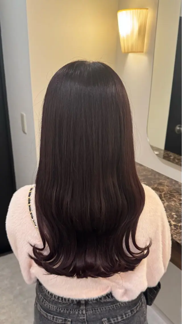 ロング カラー 高木 里乃のヘアスタイル