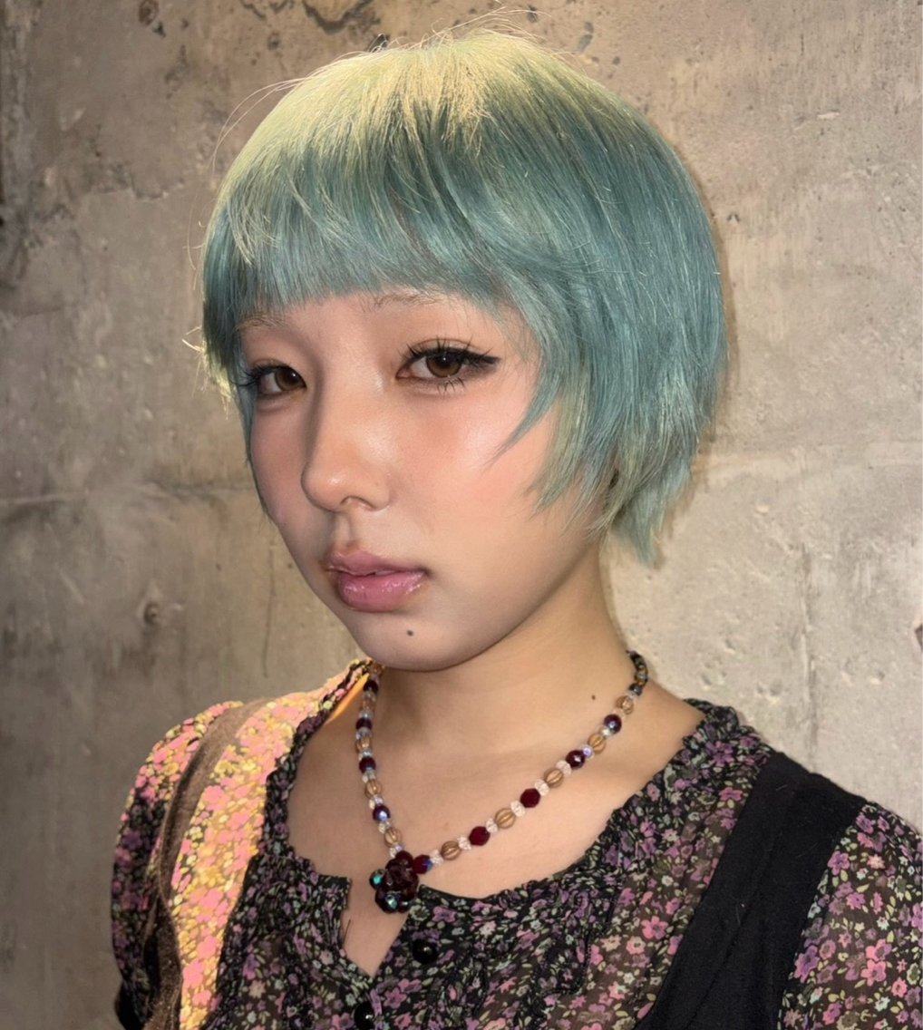 全体ケアブリーチ＋ケアカラー＋整えカット＋3step LINKAGEトリートメントの写真