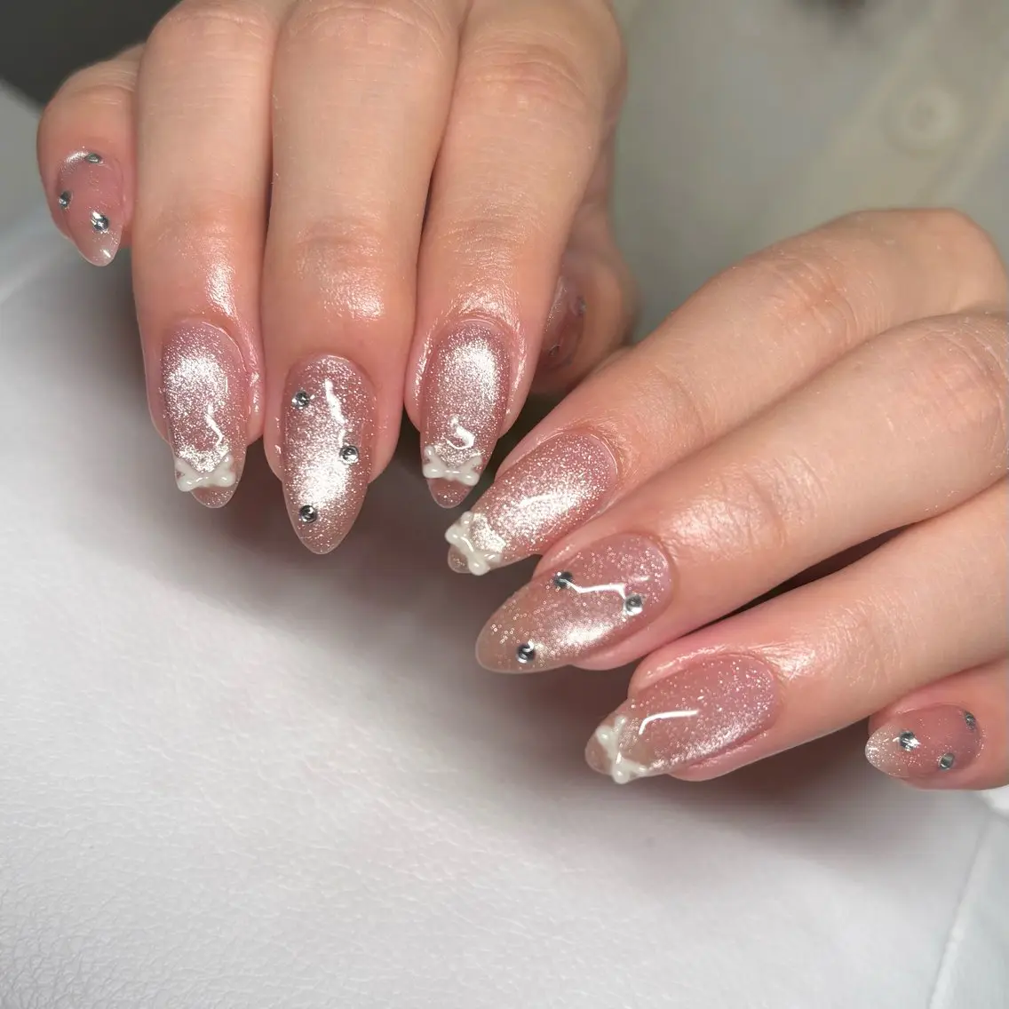 ネイル リボン ハンドネイル loa nailのネイルデザイン