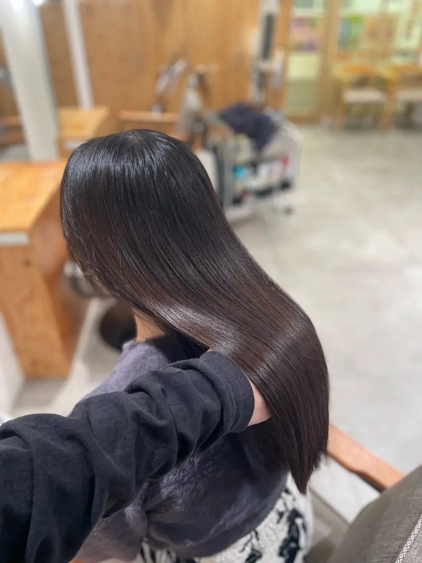 セミロング カット トリートメント ENN藤本 大輝艶感カラーのヘアスタイル