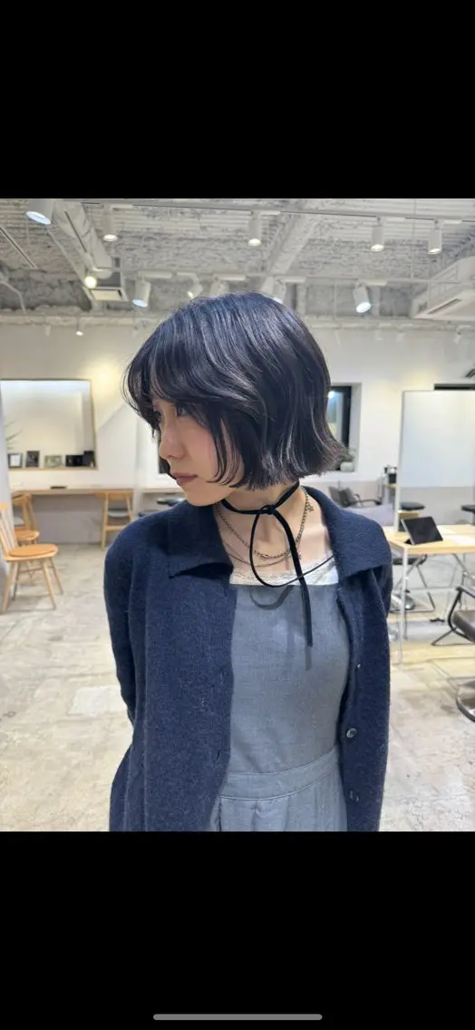 ショート ボブ レイヤーカット 梨澤 百音のヘアスタイル