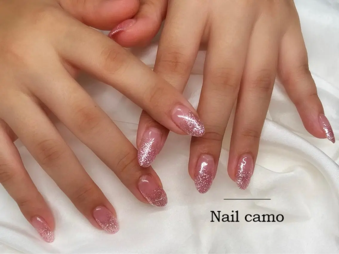 ネイル ラメ(グリッター) ラメグラデーション ハンドネイル 🌟Nail camo🌟のネイルデザイン