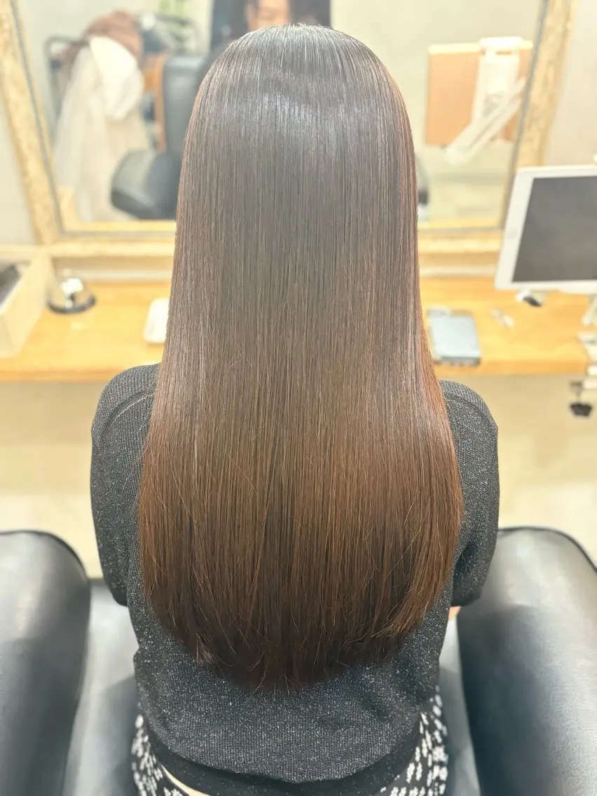 ロング カット 縮毛矯正 白鳥 正孝のヘアスタイル