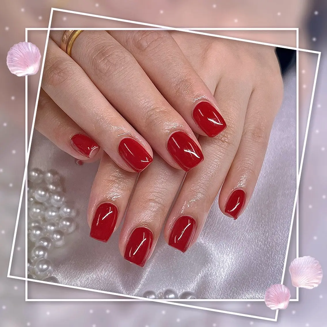 ネイル フレンチネイル グラデーション キラキラネイル 韓国ネイル マグネットネイル ハンドネイル ハンドケア Chill Nailsalonのネイルデザイン