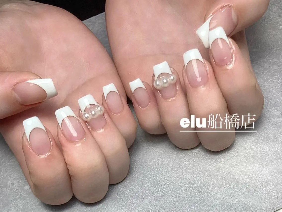 ネイル elu :nail&eyeのネイルデザイン