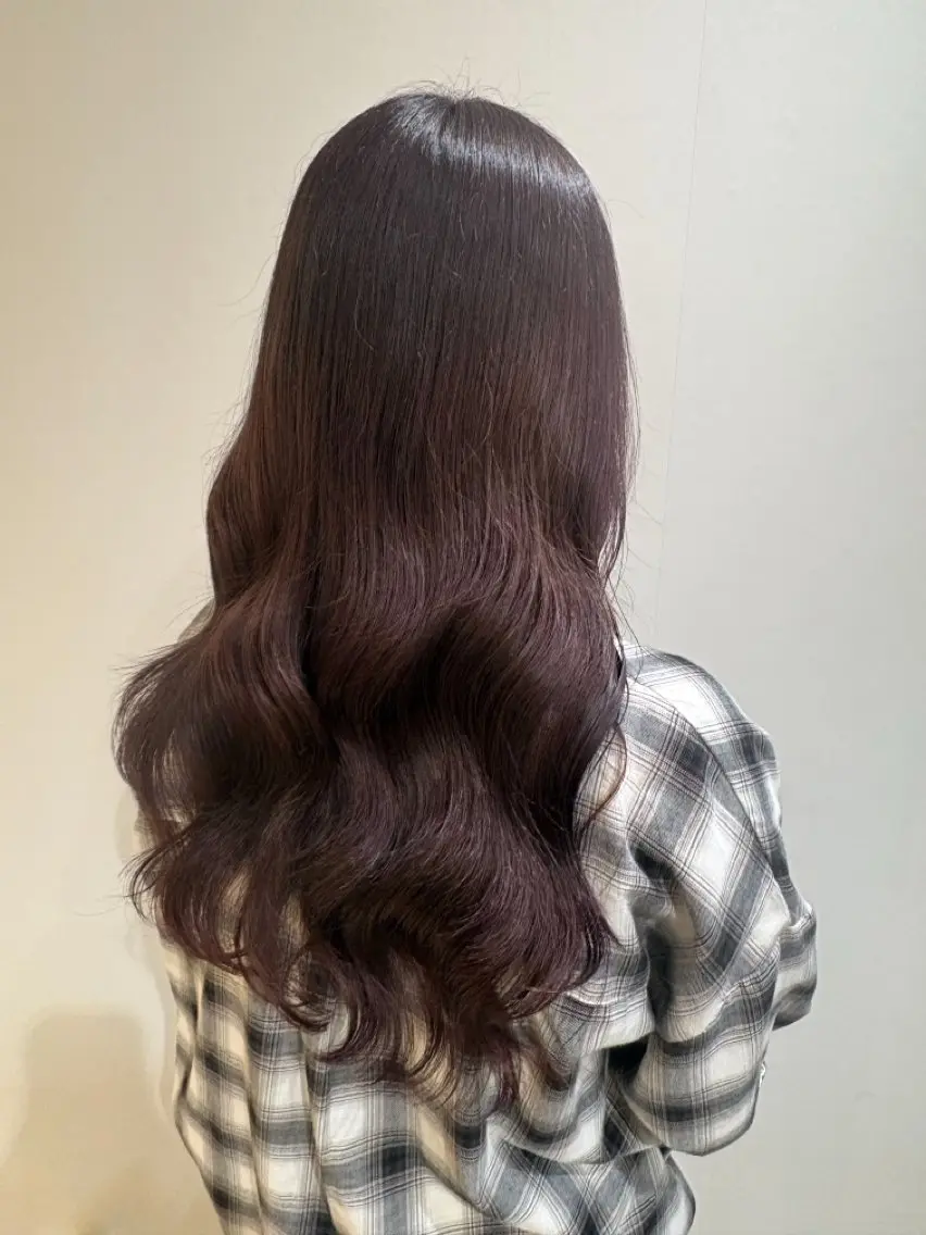 カラー 松岡 沙弥のヘアスタイル